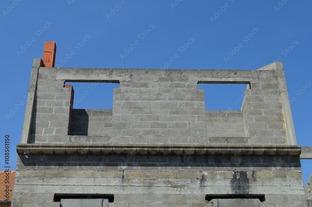 Maison en construction en parpaings Maison en construction en parpaings