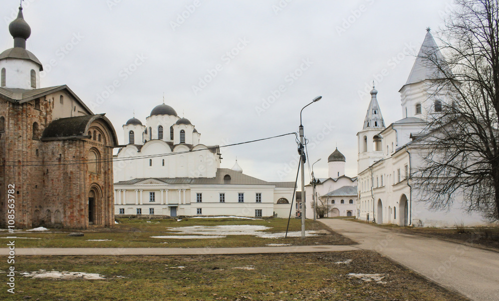 The architectural complex of Yaroslav's Court