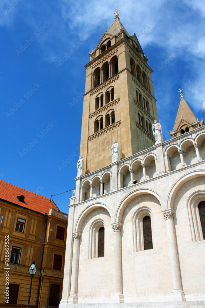 Fototapeta premium Basilica of St. Peter - Pecs, Hungary.