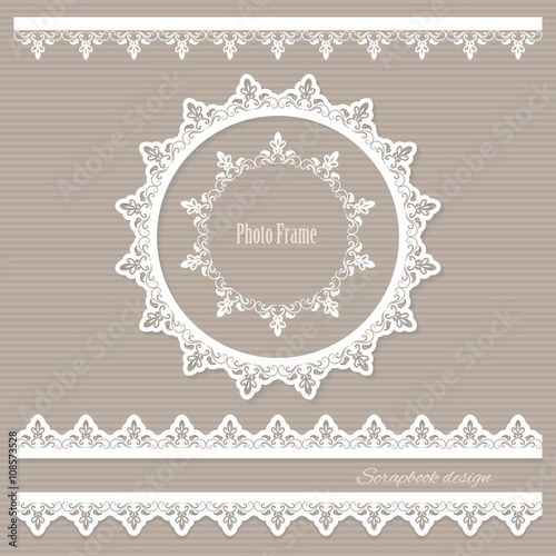 Lacy round frame and borders.