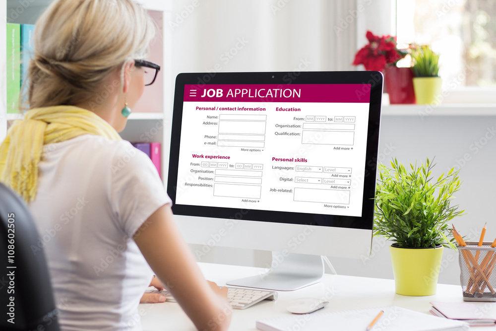 Job application form on computer - obrazy, fototapety, plakaty 