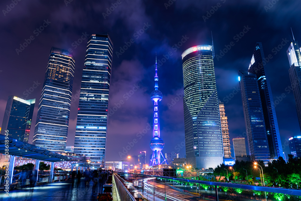 Fototapeta premium Oriental Pearl Tower and Bank of China Tower at Lujiazui. Since the early 1990s, Lujiazui has been developed specifically as a new financial district of Shanghai.