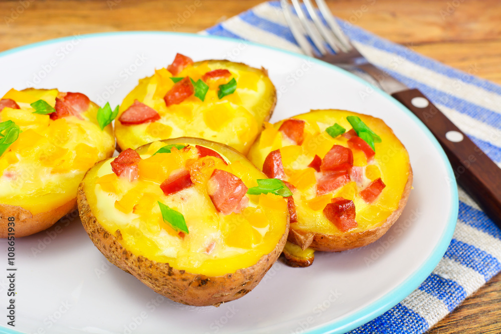 Potatoes Stuffed with Salami Sausage and Yellow Peppers Potatoes Stuffed with Salami Sausage and Yellow Peppers