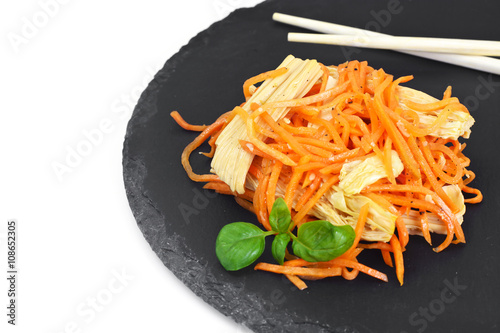 Carrot salad, salt, sugar, onion, garlic, vegetable oil, balsami photo