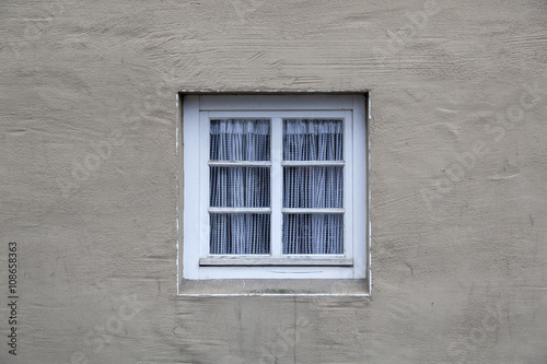 Fenster, Fassade eines Hauses © Ralf Gosch