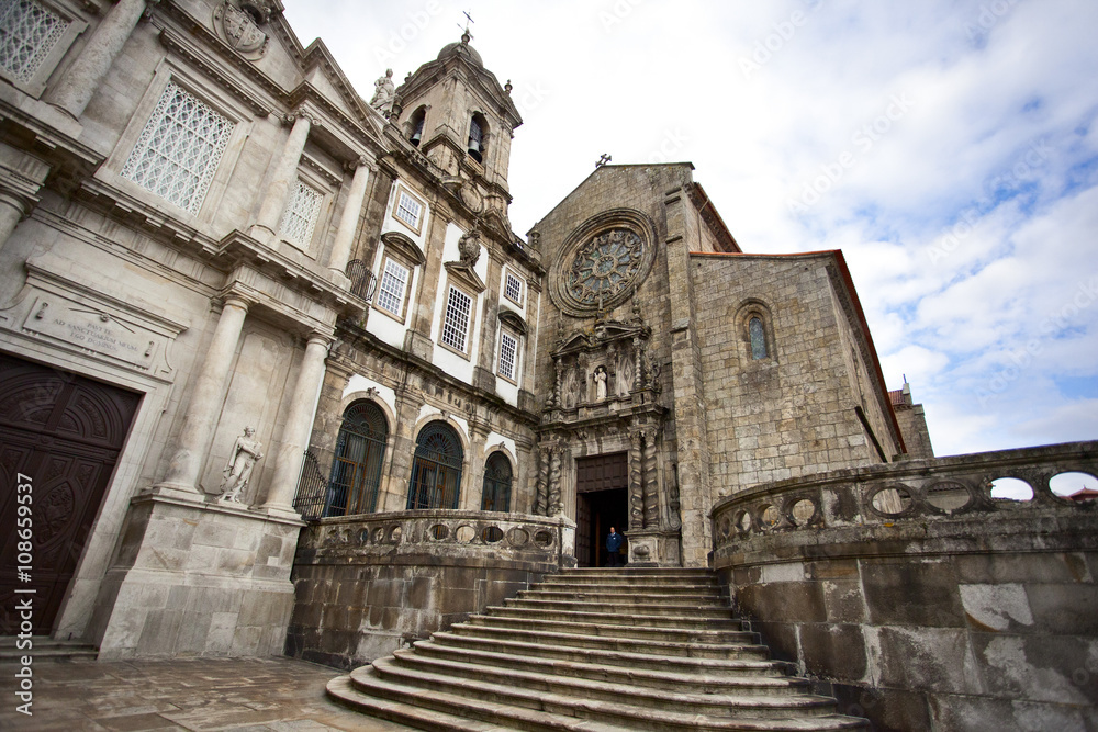 Церковь. Порту. Португалия.