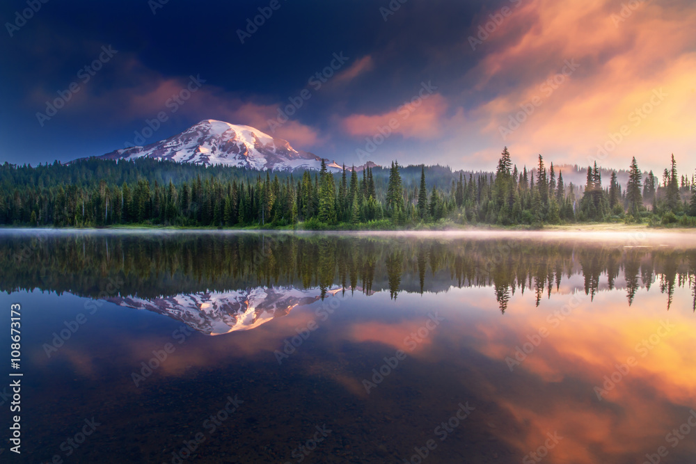 Mt Rainier and reflections - obrazy, fototapety, plakaty 