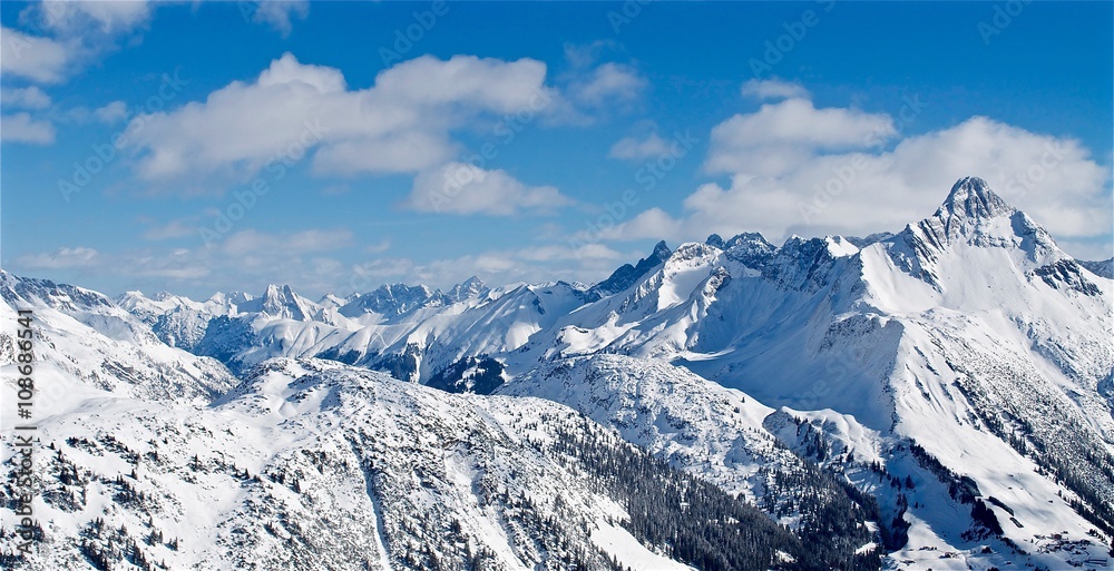 Winterpanorama Tiroler Berge mi Angererkopf, Elferkopf, erster Schafalpenkopf von der Steffisalp aus fotografiert.