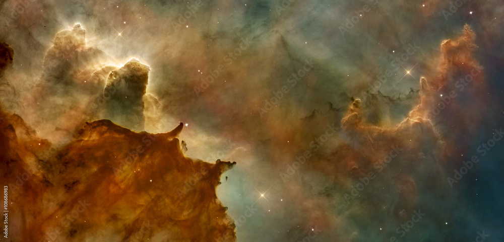 Naklejka premium Piękna mgławica w kosmosie daleko. Retuszowany obraz. Elementy tego zdjęcia dostarczone przez NASA