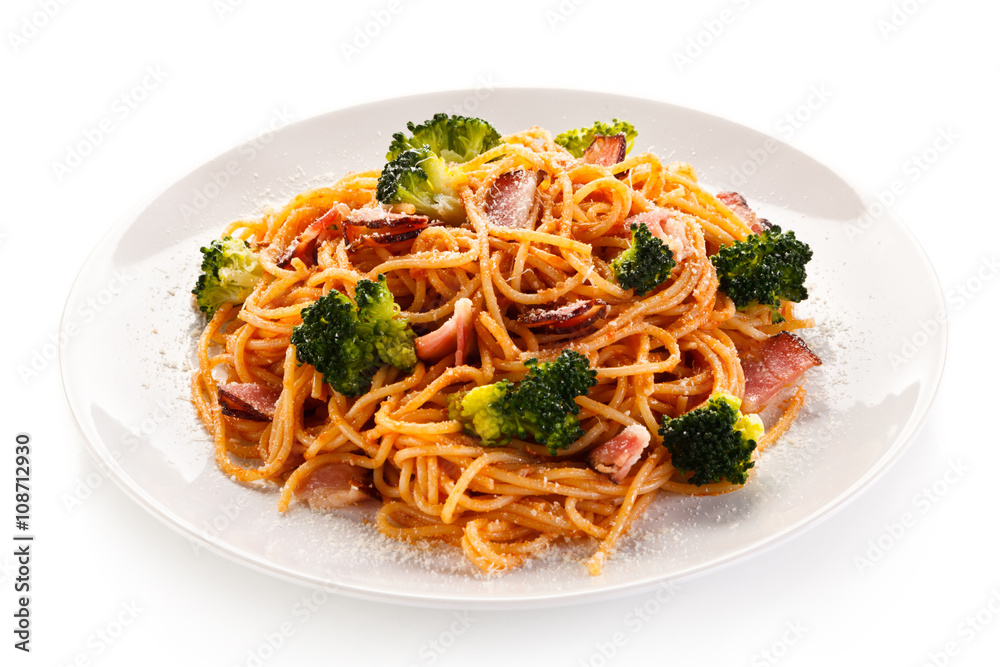 Pasta with pesto sauce, ham, Parmesan and broccoli Pasta with pesto sauce, ham, Parmesan and broccoli