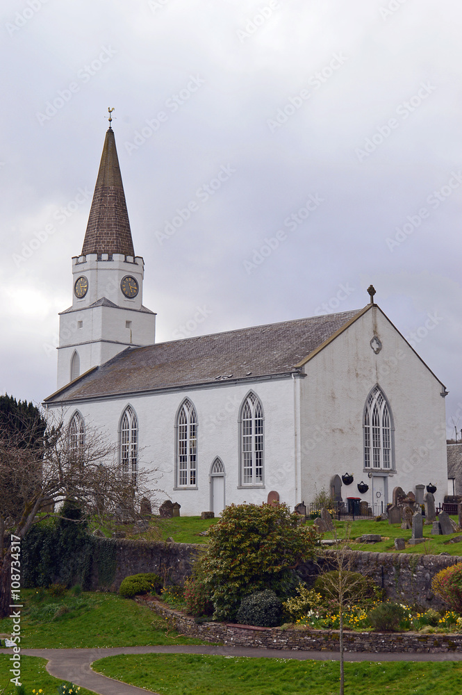 Fototapeta premium White (former) Church, Comrie, Perthshire, Scotland