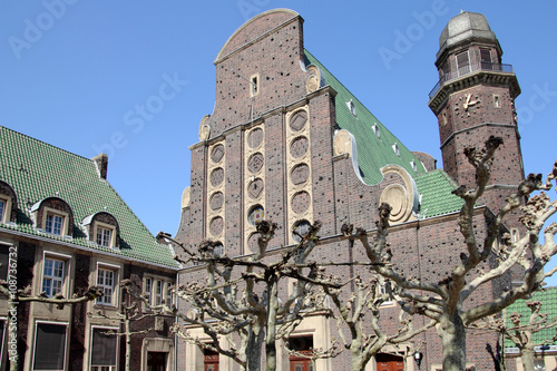 Evangelische Auferstehengskirche in Düsseldorf photo