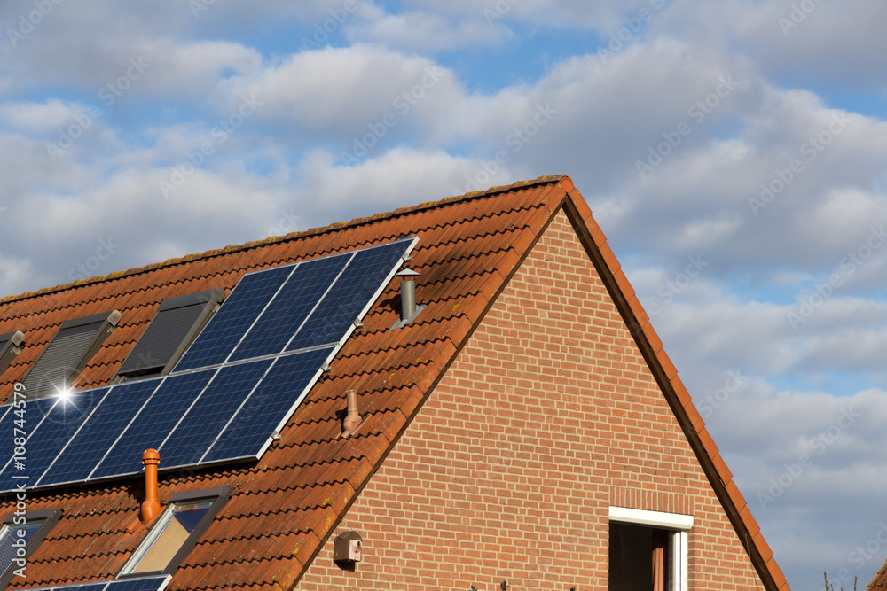 house with solar panels for alternative energy house with solar panels for alternative energy
