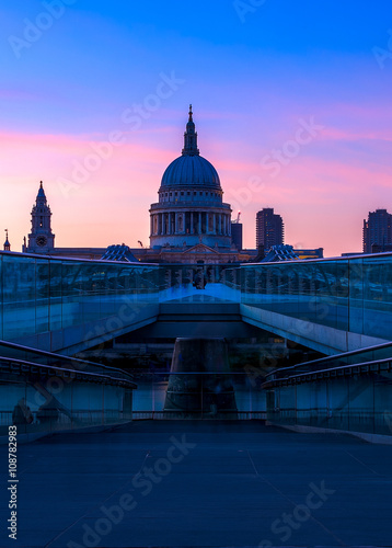 St Paul's Cathedral and the Millennium Bridge in London © I-Wei Huang