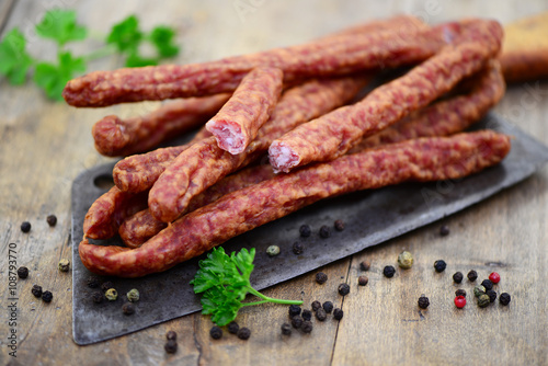 Salami Wurst Messer Pfeffer photo