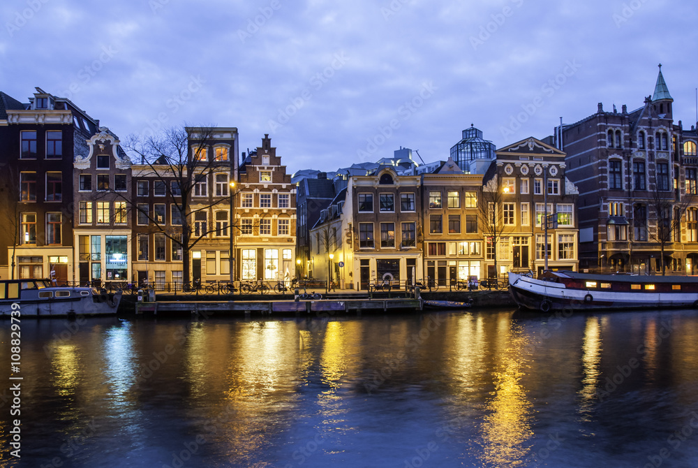 オランダ・アムステルダムの夜景