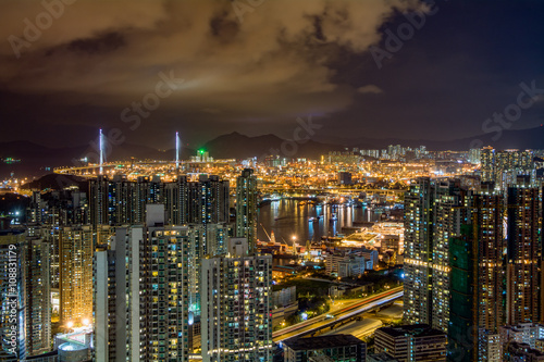 香港 高層ビルが立ち並ぶ光景 夕景・夜景