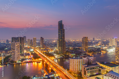 Bangkok Cityscape, Business district with high building at night time, Bangkok, Thailand © Southtownboy Studio