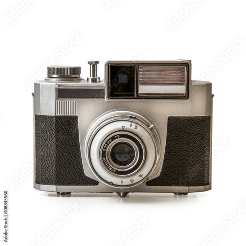 vista frontale di macchina fotografica originale anni 60 su fondo bianco photo