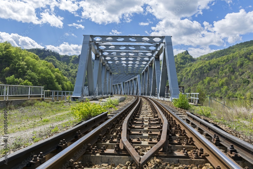 Metal railroad bridge - Entrance view