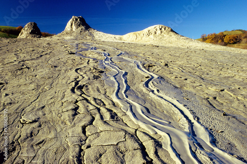 salse di nirano formazioni geologiche fenomeni eruttivi