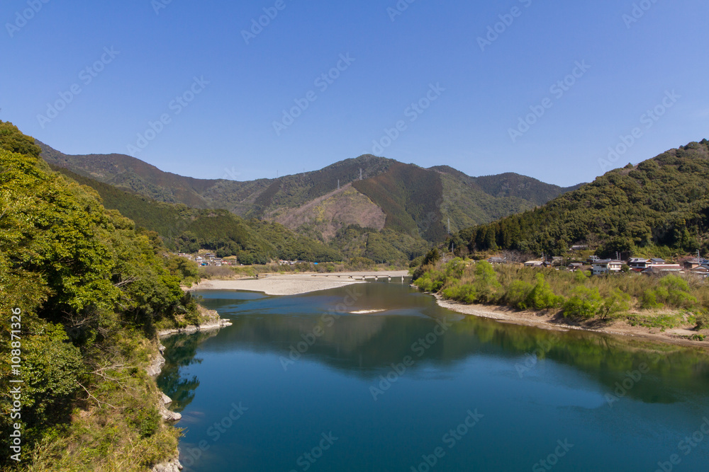 高知県四万十市 四万十川と口屋内沈下橋 高知県四万十市 四万十川と口屋内沈下橋