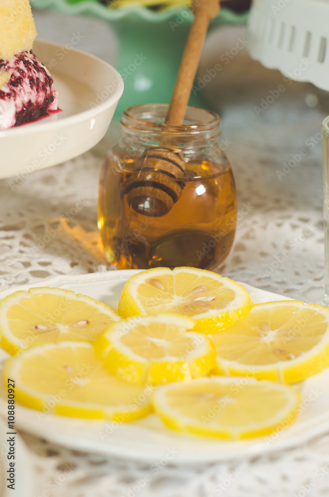 honey and lemons honey and lemons