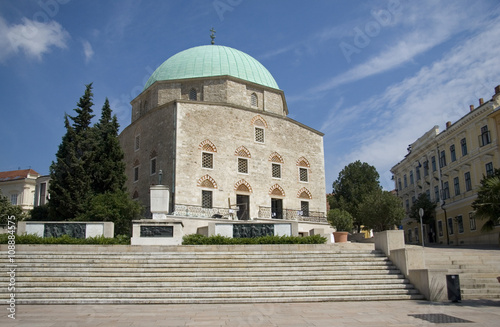 The mosque of Gázi Kászim pasa