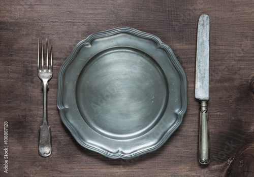 Foto Vintage metal tableware