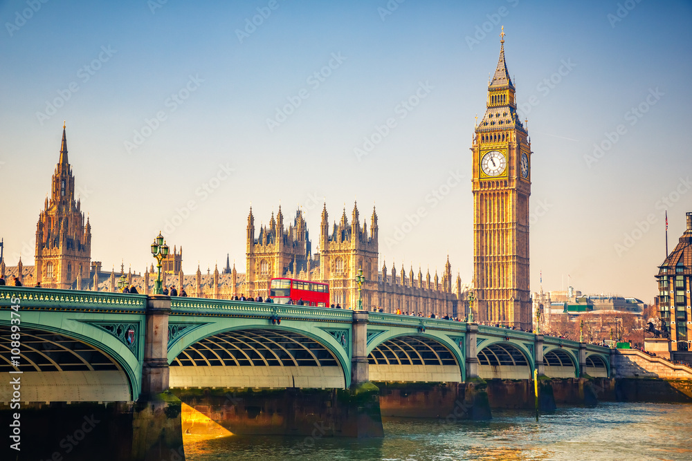 Naklejka premium Big Ben i Westminster Bridge w Londynie