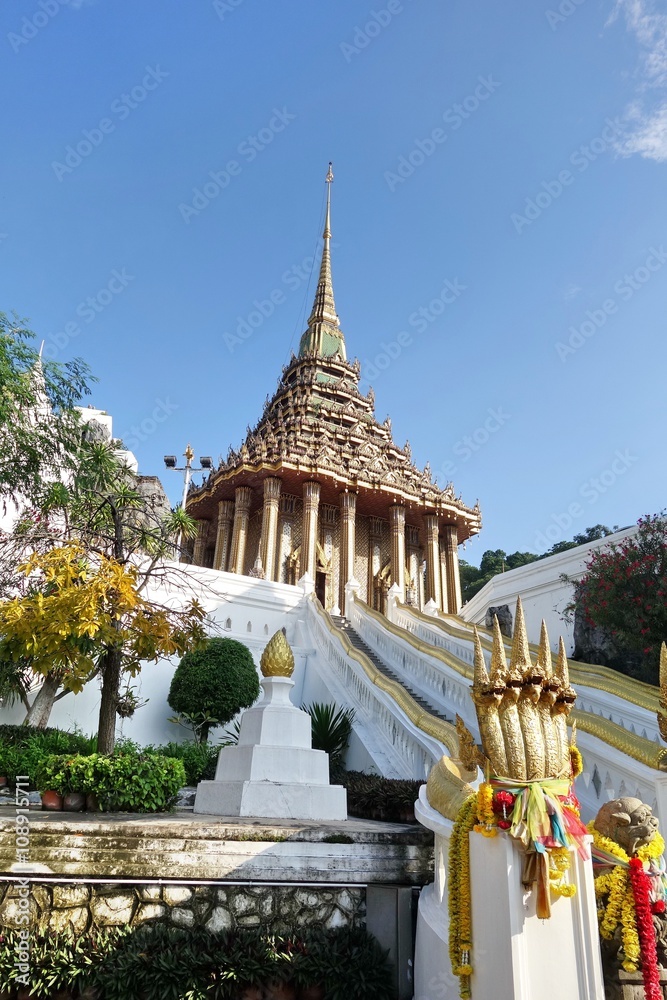 Fototapeta premium Wat Phrabuddhabat, Saraburi, Thailand