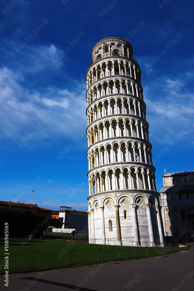 pisa tower landmark