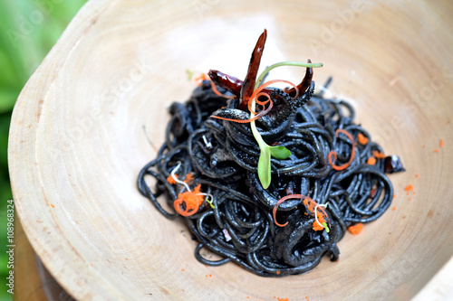 Black Spaghetti