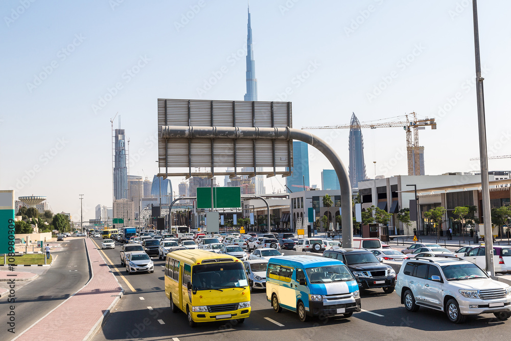 Fototapeta premium Traffic jam in Dubai