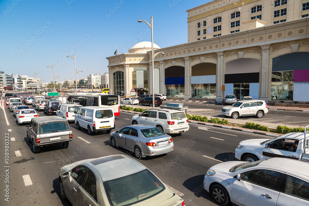 Fototapeta premium Traffic jam in Dubai