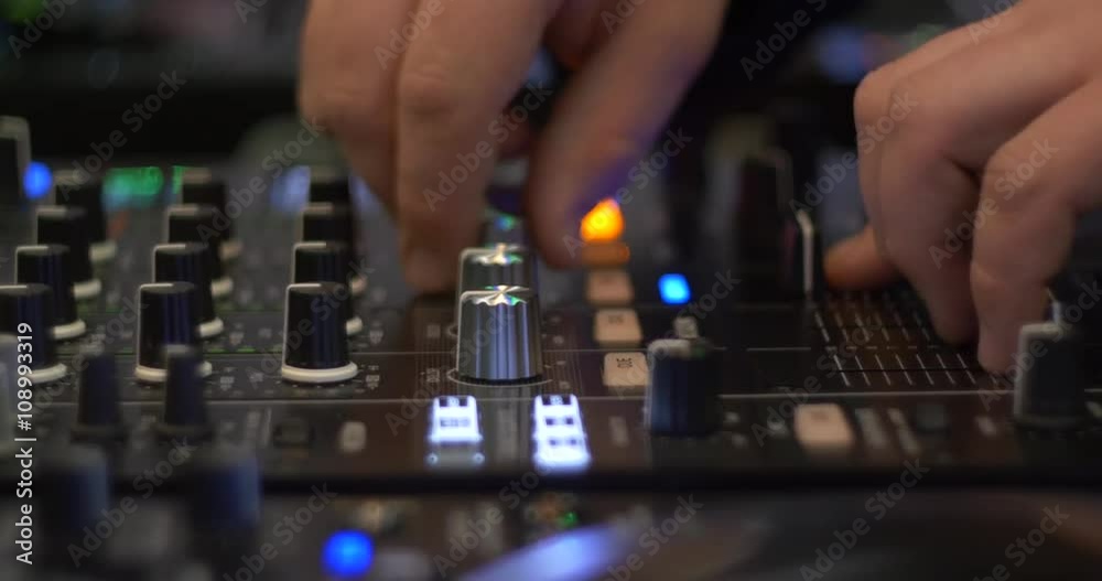 Dee Jay In The Mix Dee Jay In The Mix