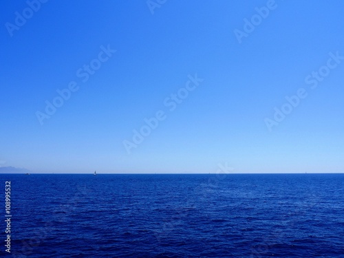 Wallpaper Mural Horizon of the Adriatic sea Torontodigital.ca