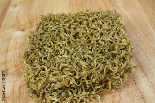 Dry instant vegetable noodle - noodles of fast preparation