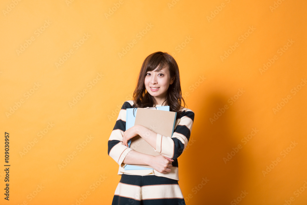 職場の日本人女性 職場の日本人女性