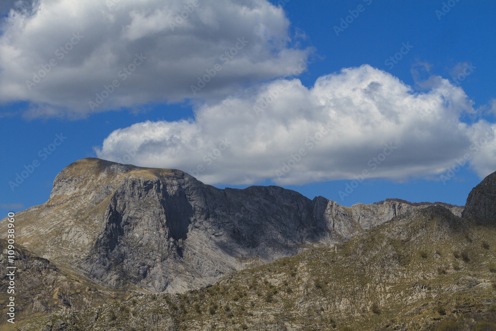 View of Apuan Alps. A sunny day in Tuscan, Italy. View of Apuan Alps. A sunny day in Tuscan, Italy.