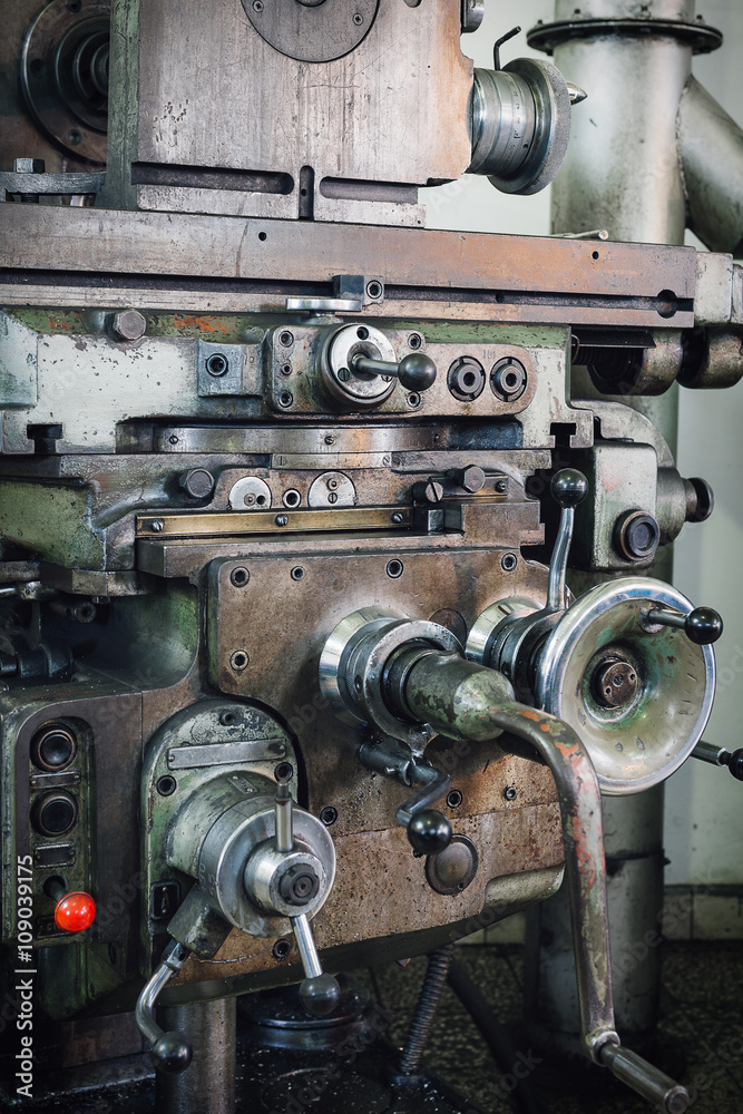 Old green machine for producing tools Old green machine for producing tools