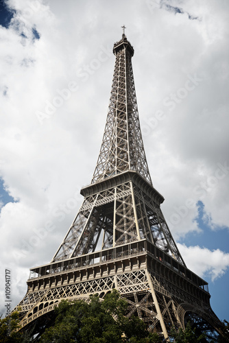 Fototapeta Naklejka Na Ścianę i Meble -  Eiffel Tower