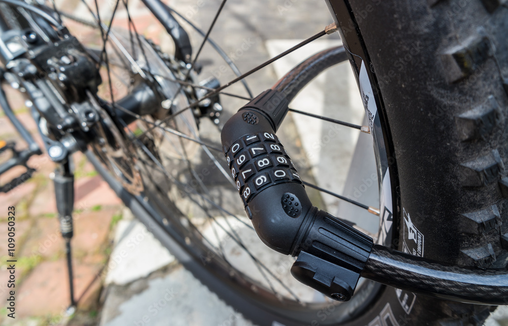 Fototapeta premium Diebstahl Sicherung Fahrrad