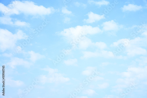 Fototapeta Naklejka Na Ścianę i Meble -  Light sky and clouds