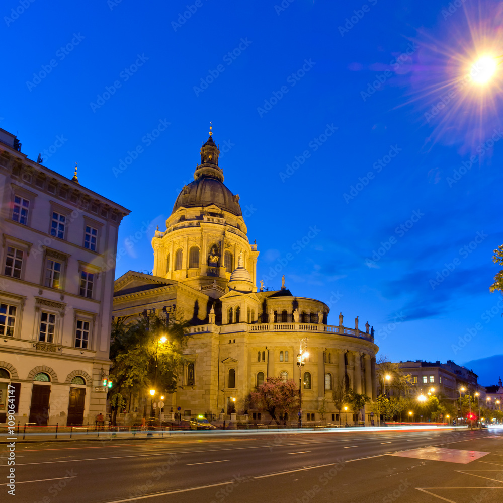 Obraz premium St. Stephen's Basilica can be seen on this photo, Budapest, Hungary