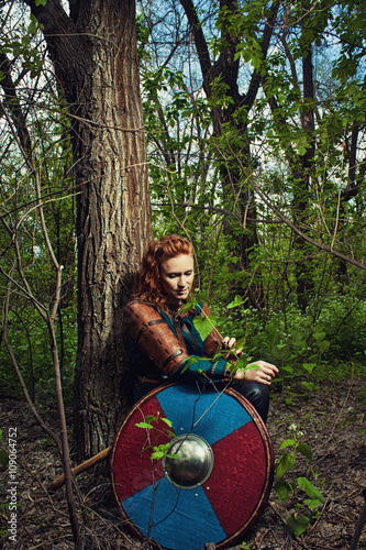 Foto Lagertha in a forest