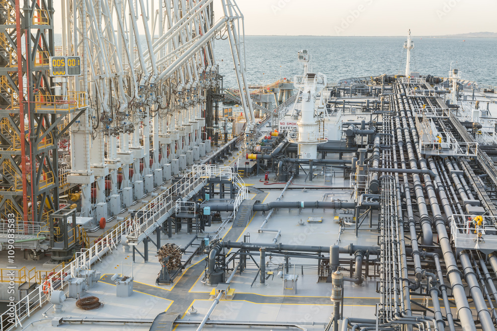 Fototapeta premium Tanker is discharging to the terminal