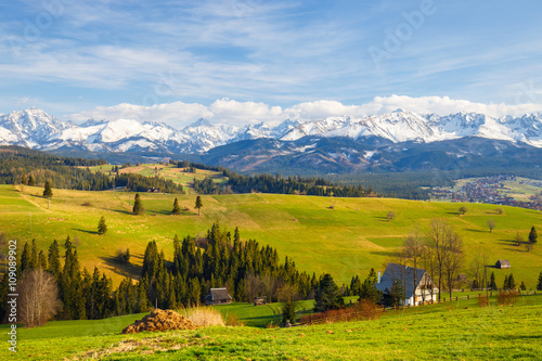 Fototapeta Naklejka Na Ścianę i Meble -  Panorama of the High Tatra Mountains, Gliczarow, Poland