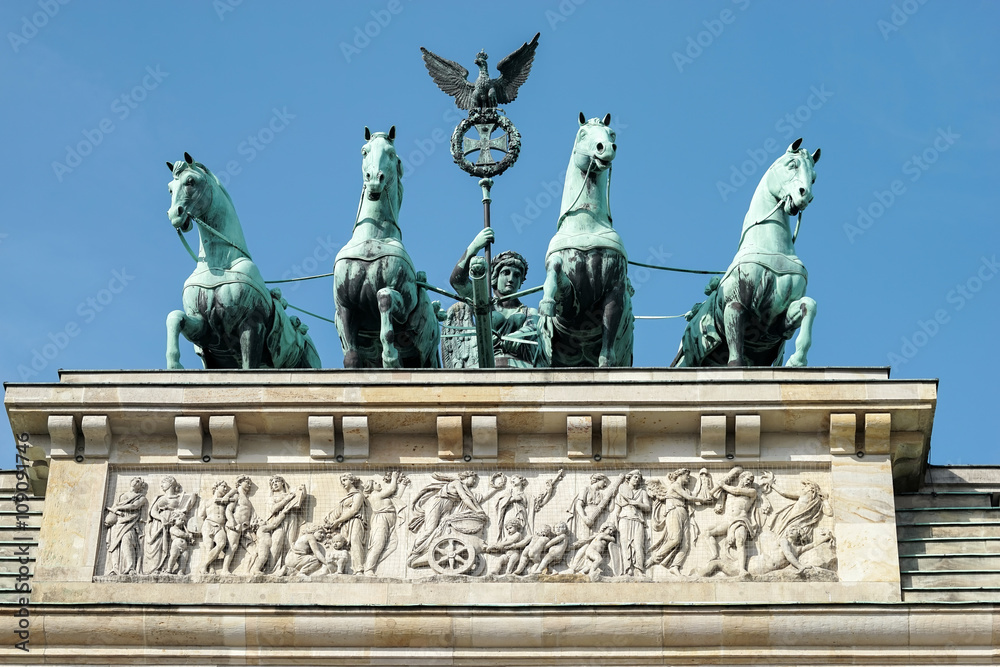 Fototapeta premium The Brandenburg Gate Monument in Berlin