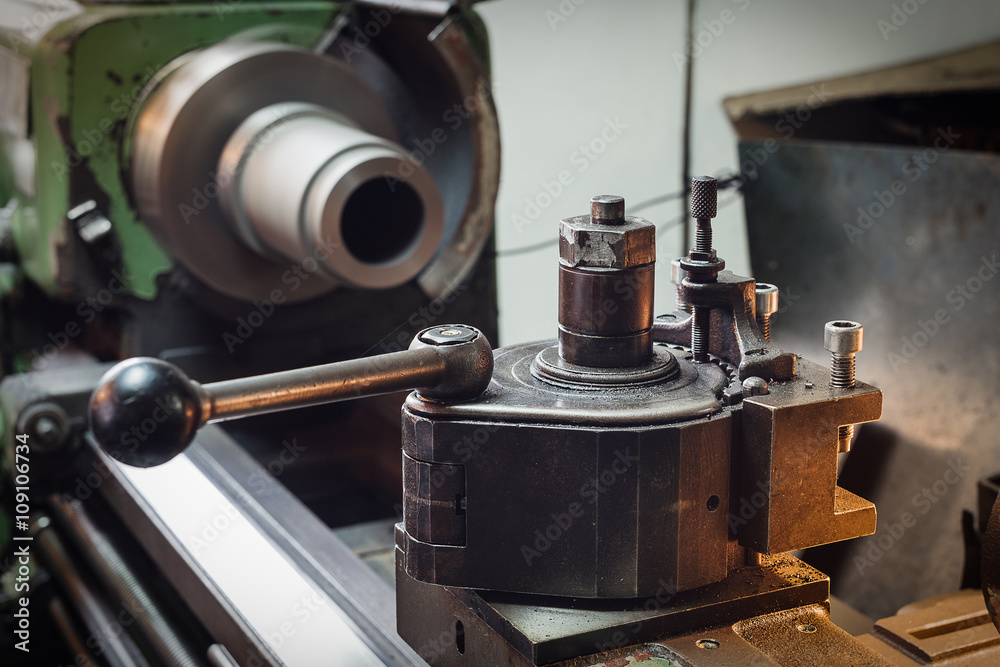 The old machine tool equipment The old machine tool equipment